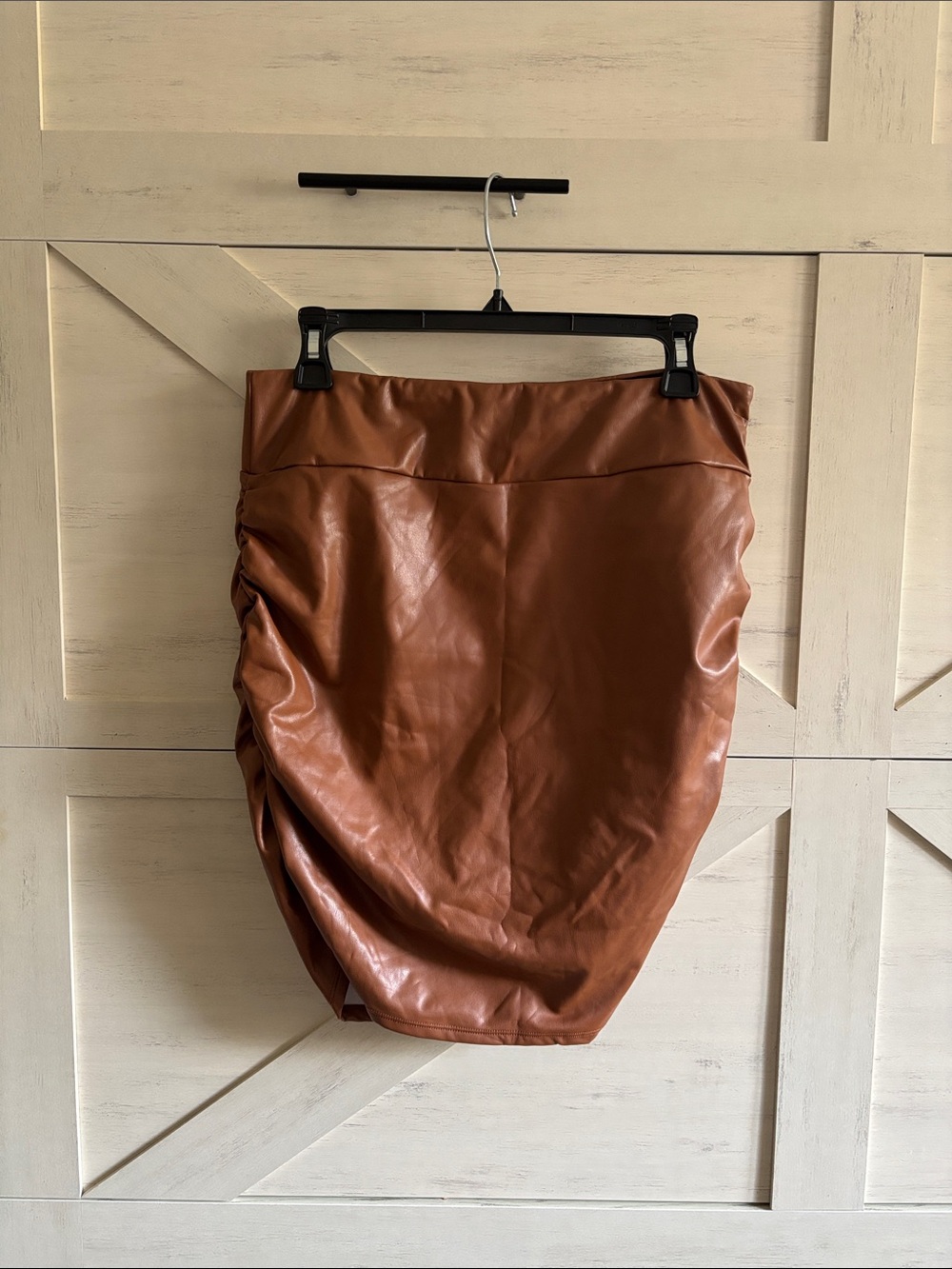 HALARA Faux Leather Ruched Pencil Skirt - Brown